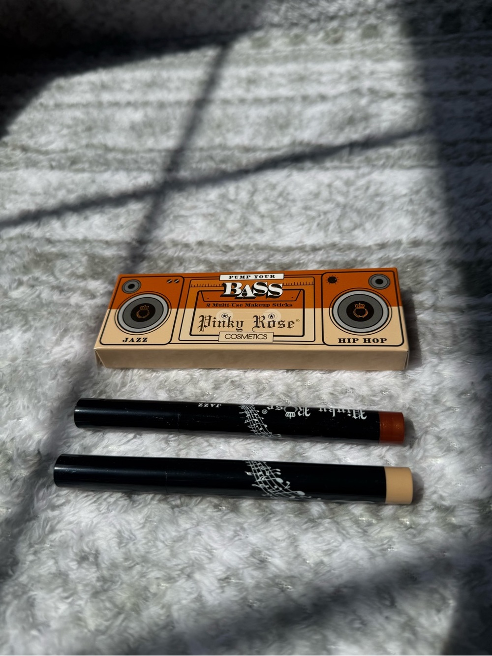 Pinky rose | Pump Your Bass Matte Eye Makeup Sticks - Brown & Beige